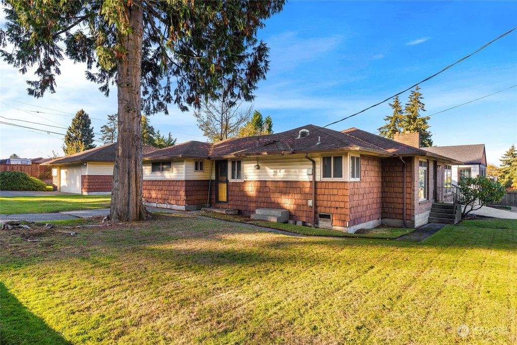 Photo of 10643 20th Avenue S, Seattle, WA 98168 (MLS # 2308440)