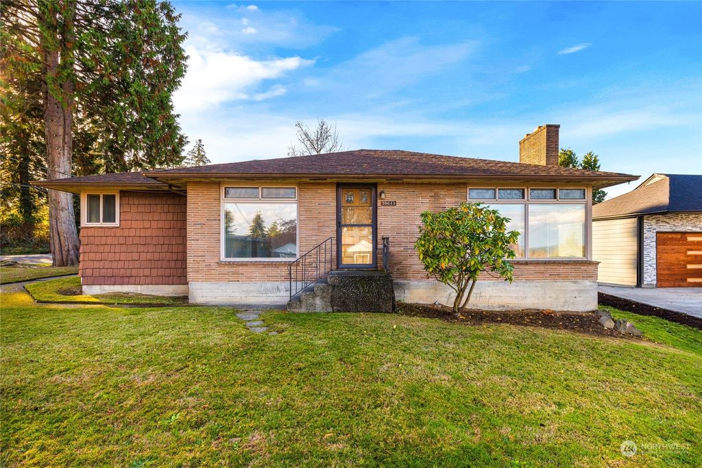 Photo of 10643 20th Avenue S, Seattle, WA 98168 (MLS # 2308440)