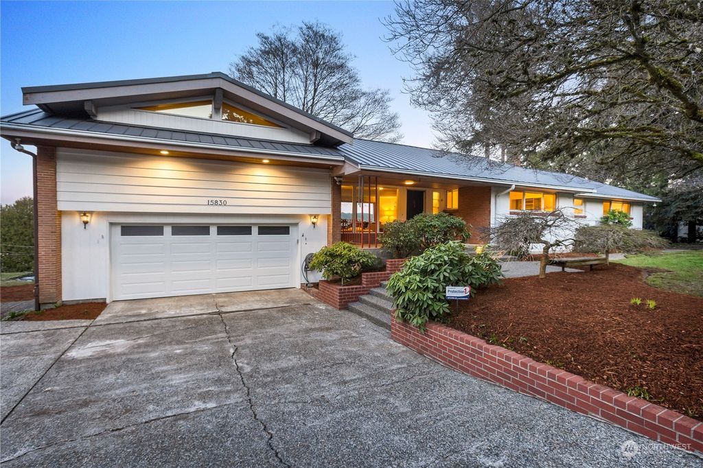 Photo of 15830 38th Avenue NE, Lake Forest Park, WA 98155 (MLS # 2204208)