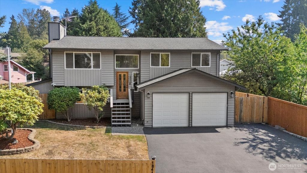 Photo of 18411 22nd Drive SE, Bothell, WA 98012 (MLS # 2426480)