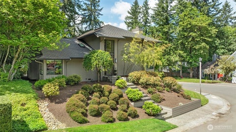 Photo of 22329 NE 28th Street, Sammamish, WA 98074 (MLS # 2518942)