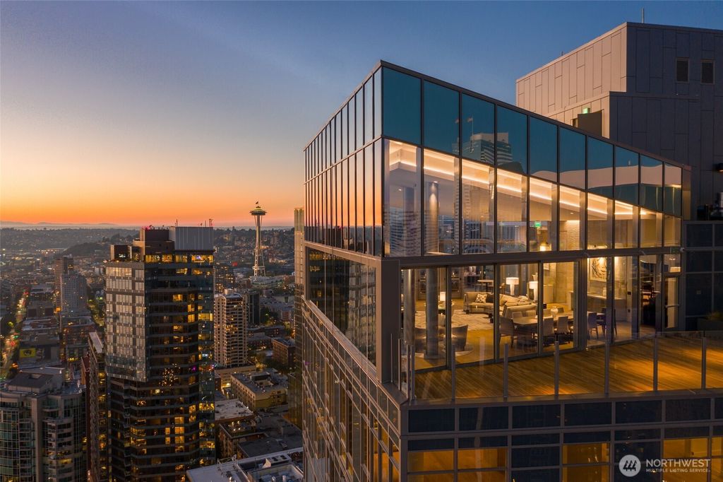 Photo of 121 Stewart Street #1406, Seattle, WA 98101 (MLS # 2511515)