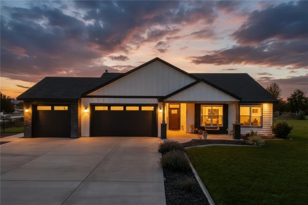 8040 OLIN CT, PASCO, WA 99301 - Image da673a1d8ce0b77e7c720144e9ab9a36/457355010