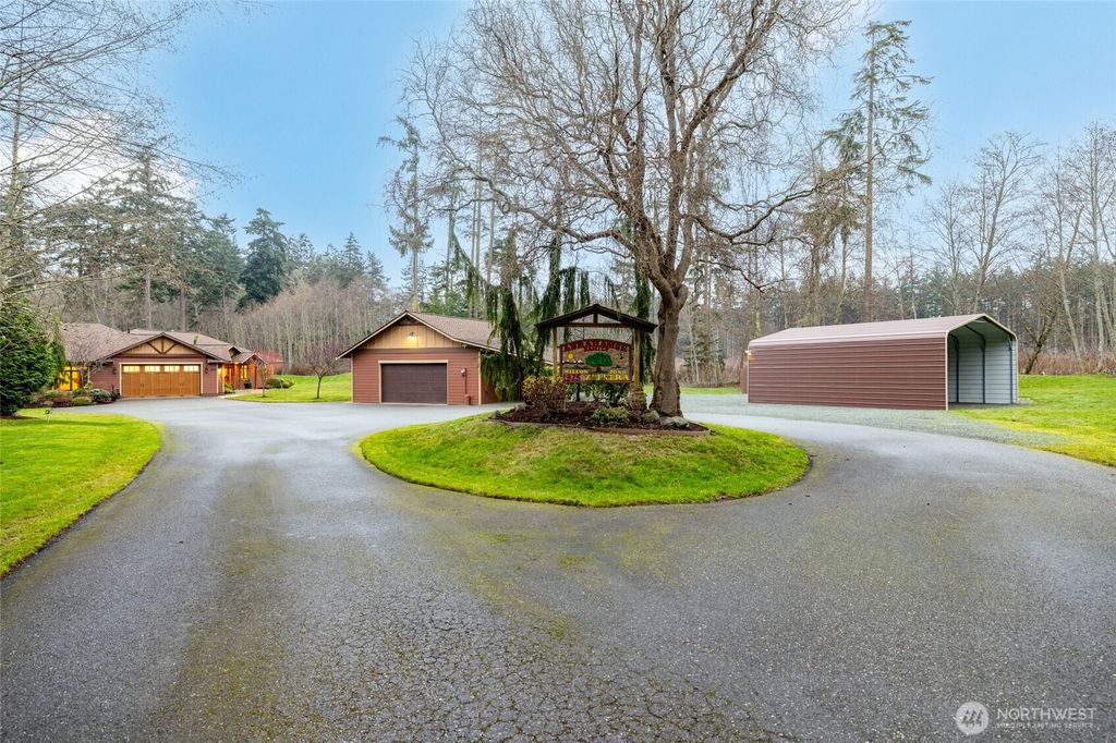Photo of 1975 Zylstra Road, Oak Harbor, WA 98277 (MLS # 2465465)