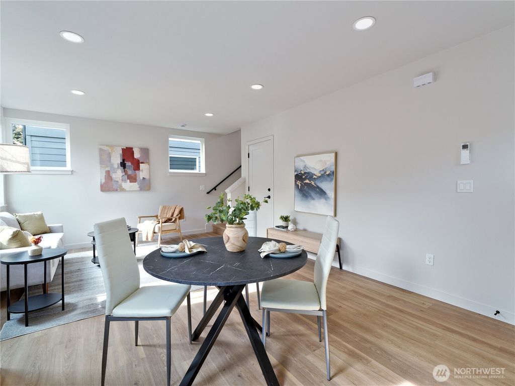 Photo of 6918 Flora Avenue S, Seattle, WA 98108 (MLS # 2441101)