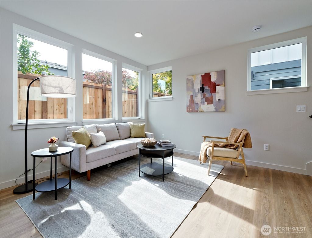 Photo of 6918 Flora Avenue S, Seattle, WA 98108 (MLS # 2441101)