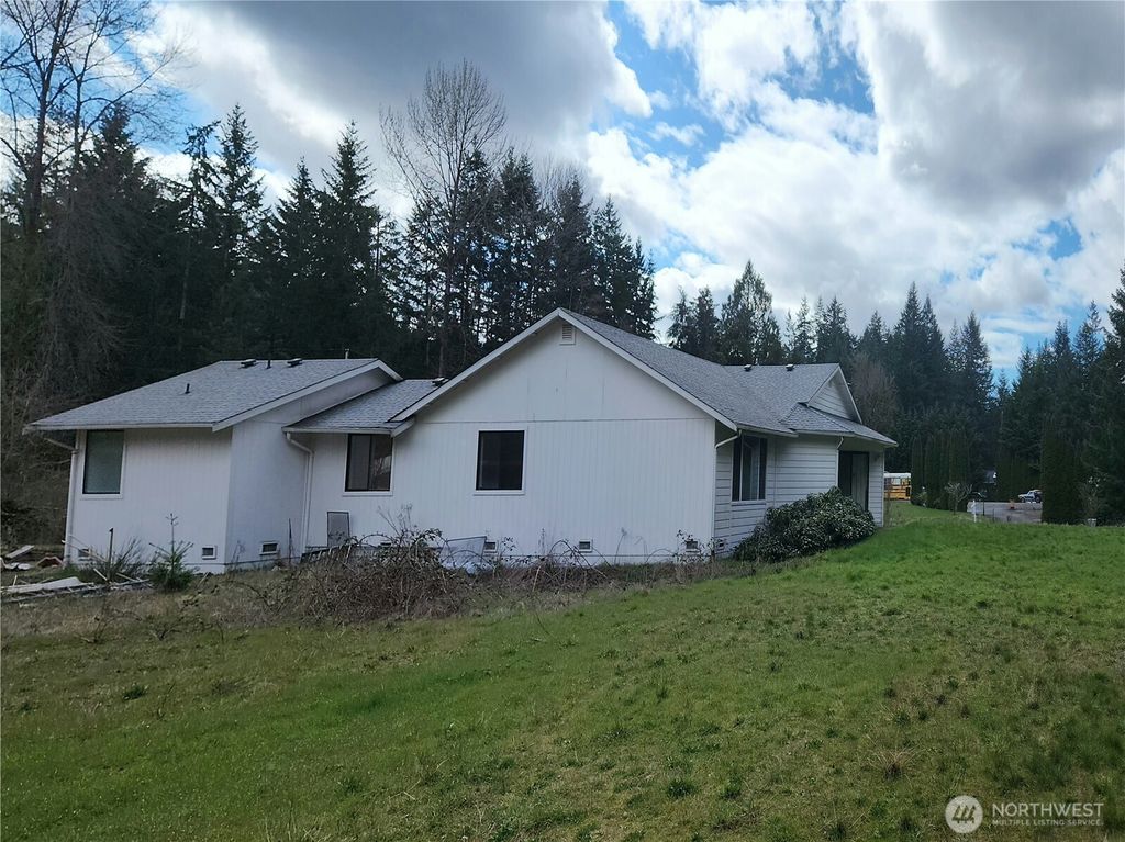 Photo of 28718 207th Avenue SE, Kent, WA 98042 (MLS # 2502209)