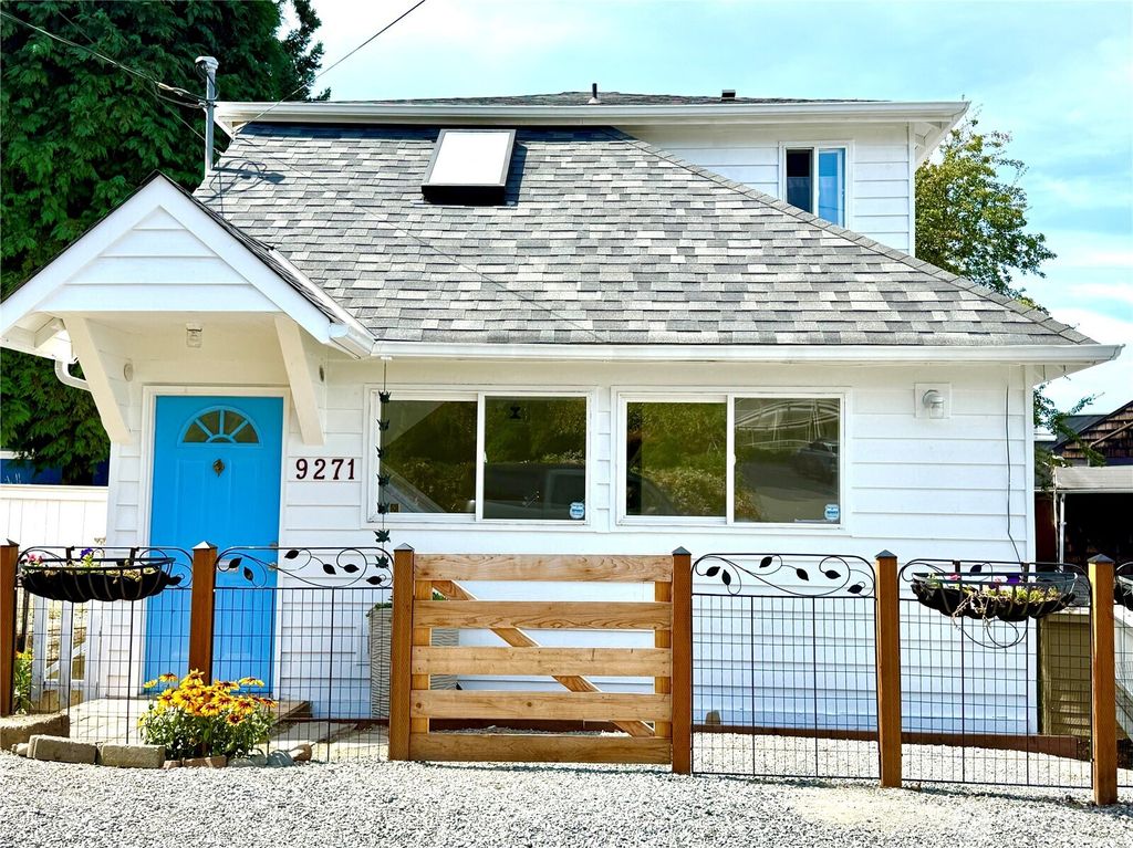 Photo of 9271 Ithaca Place S, Seattle, WA 98118 (MLS # 2421105)