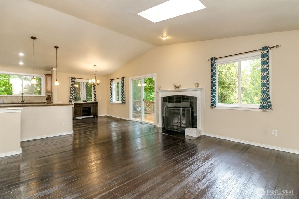Photo of 29104 55th Avenue S, Auburn, WA 98001 (MLS # 2417231)
