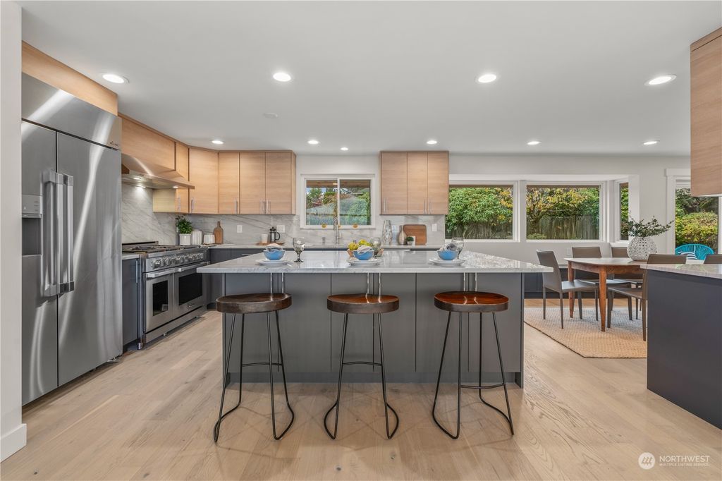 Photo of 4502 140th Avenue SE, Bellevue, WA 98006 (MLS # 2315015)