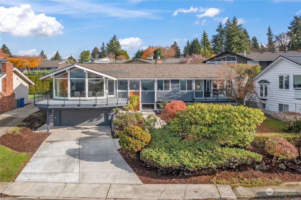 Photo of 4502 140th Avenue SE, Bellevue, WA 98006 (MLS # 2315015)