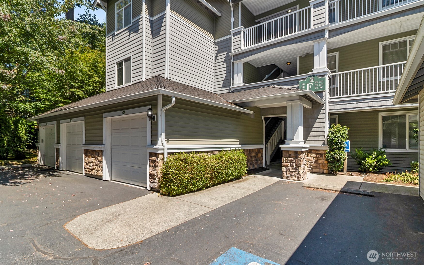 12712 Admiralty Way F-202