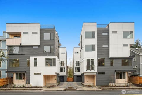 Photo of 1127 C 10th Avenue E, Seattle, WA 98102 (MLS # 2548968)