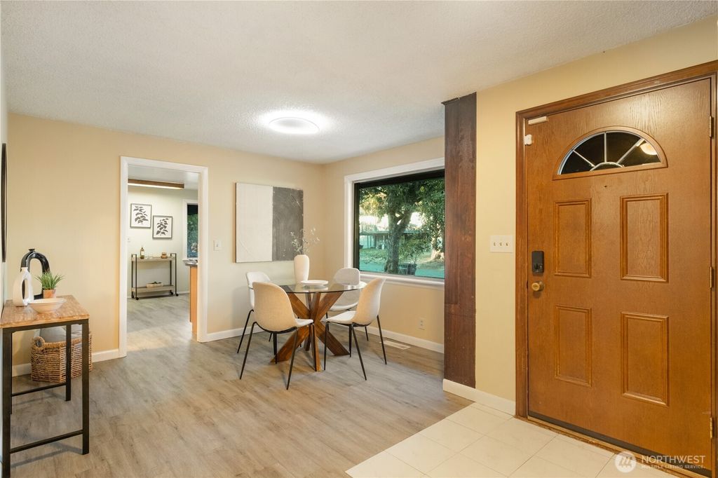 Photo of 15234 29th Avenue S, SeaTac, WA 98188 (MLS # 2442883)