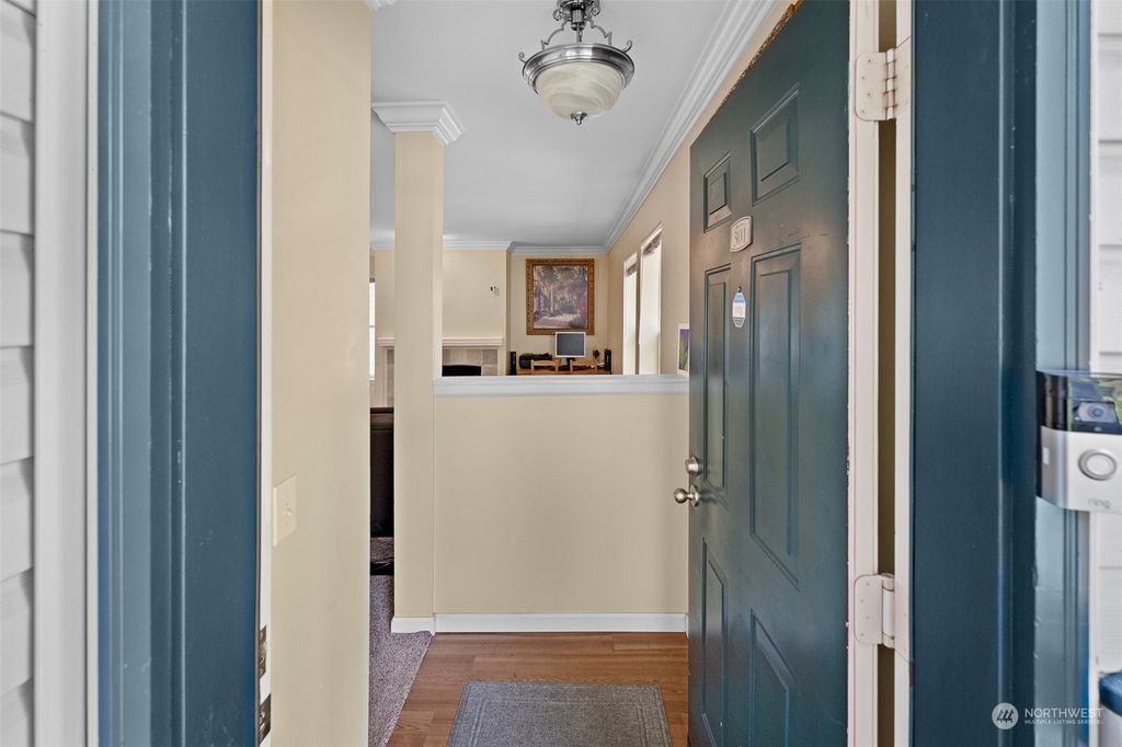 Photo of 33020 10th Avenue SW #J301, Federal Way, WA 98023 (MLS # 2156024)