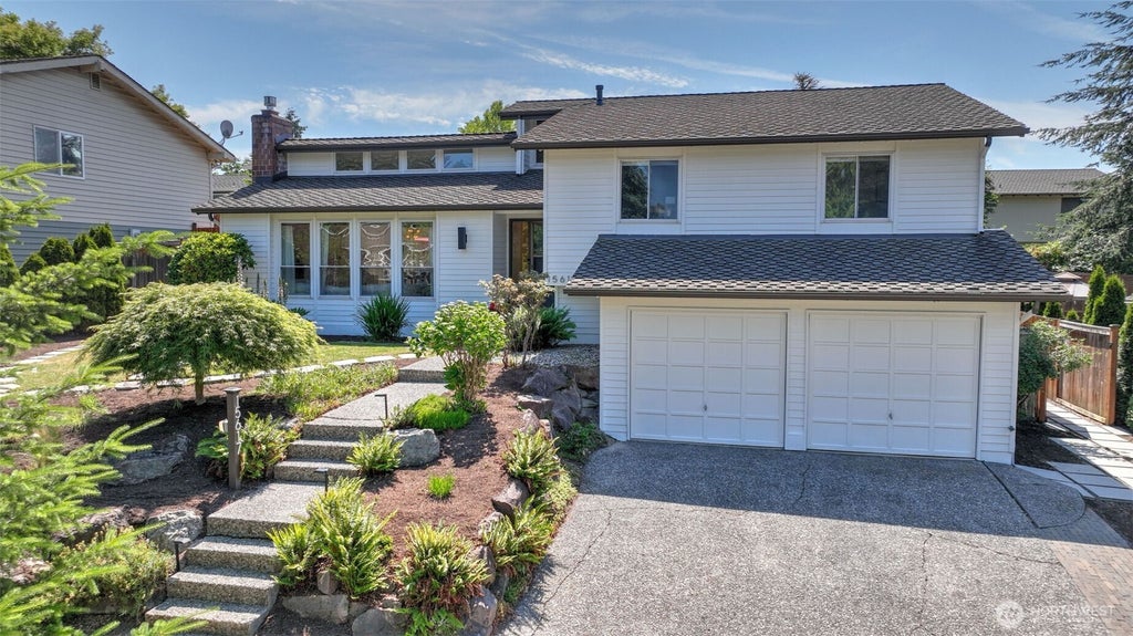 Photo of 15617 SE Fairwood Boulevard, Renton, WA 98058 (MLS # 2581414)