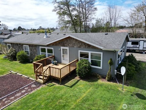 Photo of 305 Godsey Ln Ln, Long Beach, WA 98631 (MLS # 2511197)