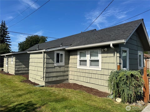 Photo of 936 Talcott Street, Sedro Woolley, WA 98284 (MLS # 2567803)
