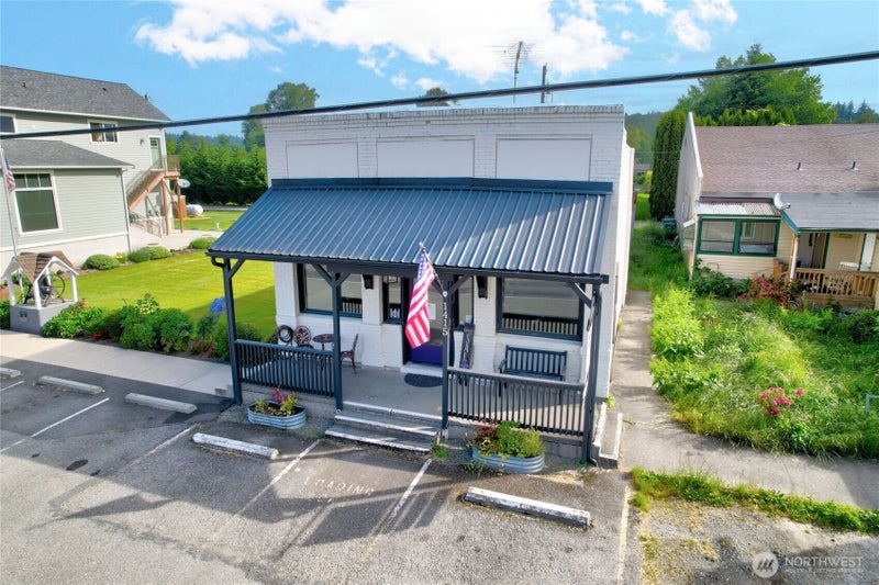 1415 Pioneer Highway
