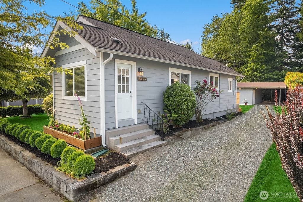 Photo of 38362 SE Cedar Street, Snoqualmie, WA 98065 (MLS # 2402139)