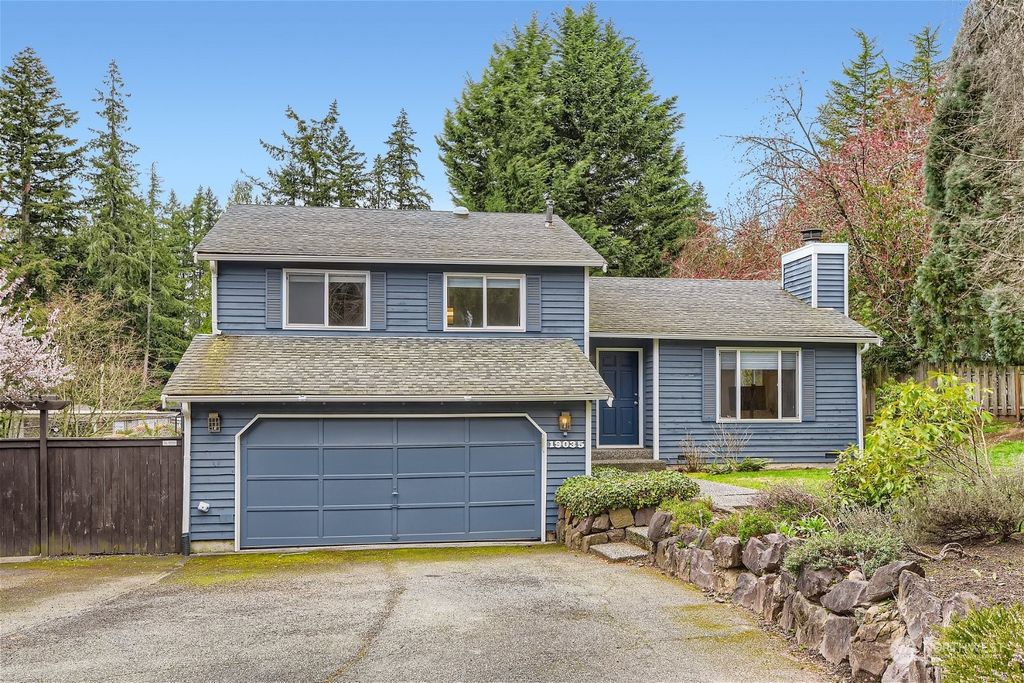 Photo of 19035 NE 92nd Avenue, Bothell, WA 98011 (MLS # 2049181)