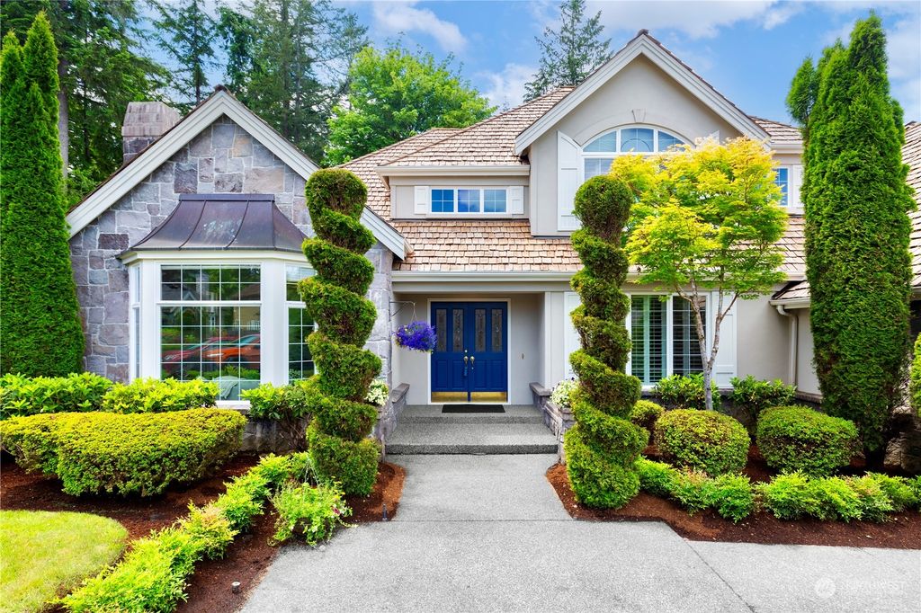 Photo of 2261 269th Court SE, Sammamish, WA 98075 (MLS # 2250298)