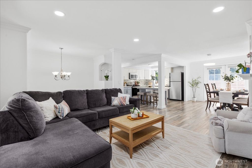 Photo of 14453 89th Place NE, Kirkland, WA 98034 (MLS # 2511734)