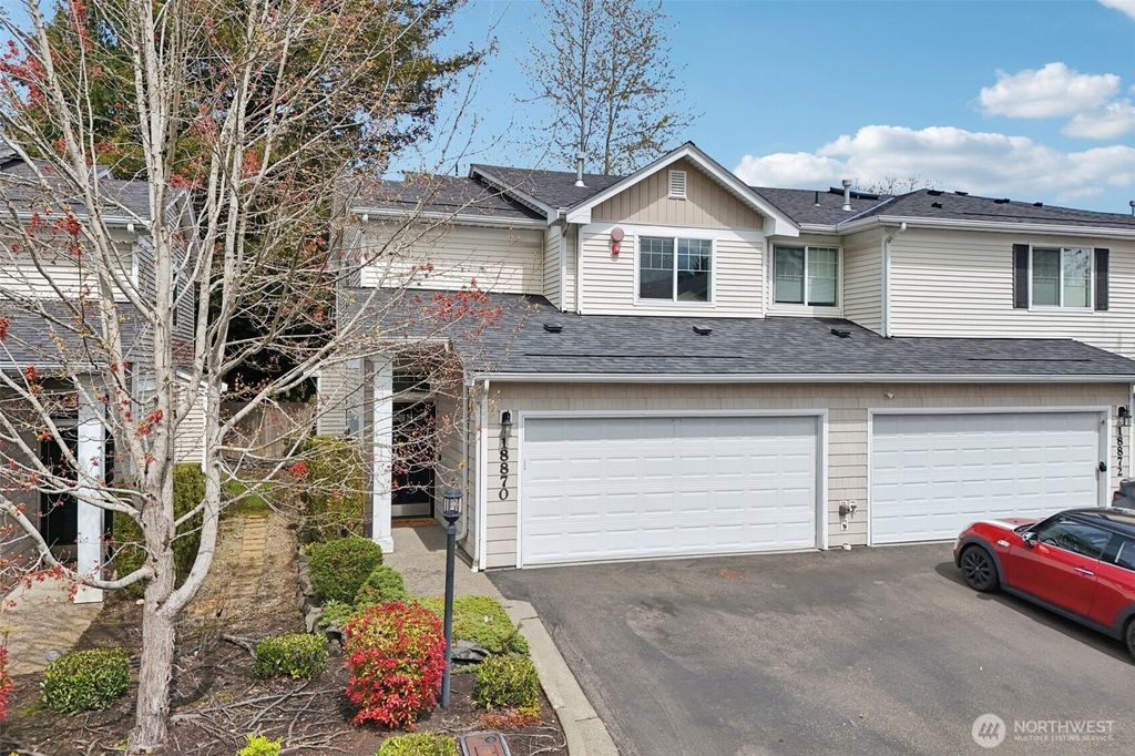 Photo of 18870 108th Lane SE, Renton, WA 98055 (MLS # 2510398)