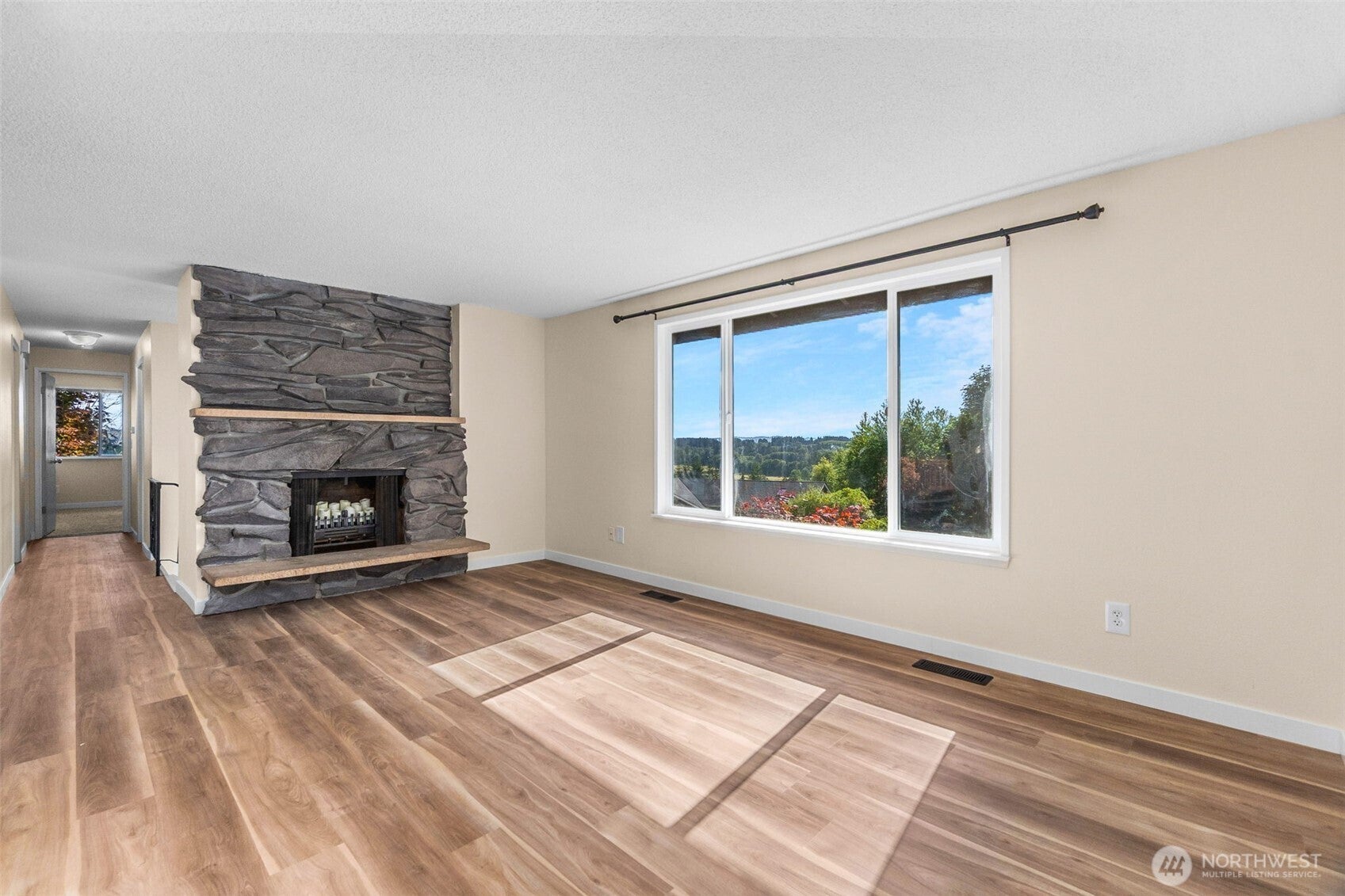 602 Val Vista Drive