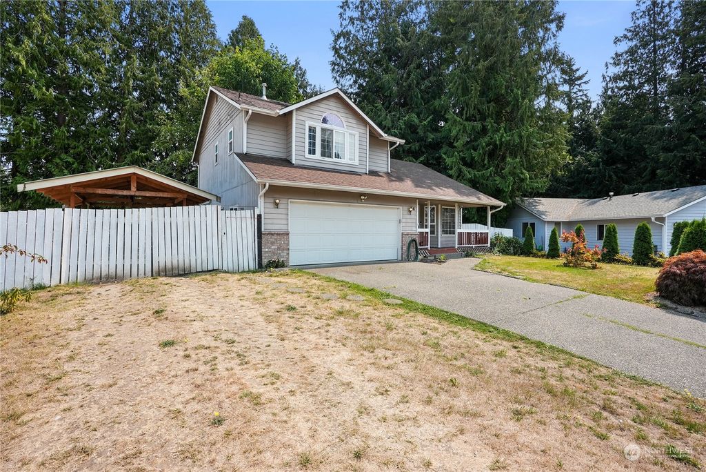 Photo of 4 81st Street SW, Everett, WA 98203 (MLS # 2153748)