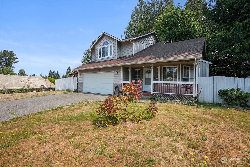 Photo of 4 81st Street SW, Everett, WA 98203 (MLS # 2153748)