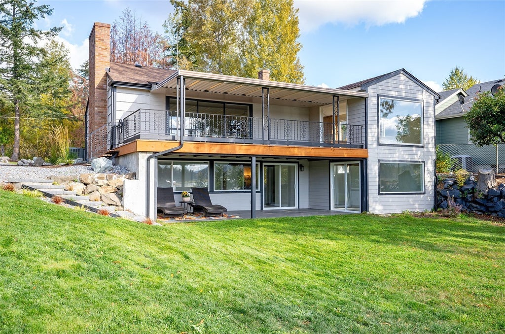 Photo of 40604 S Silver Lake Road E, Eatonville, WA 98328 (MLS # 2596320)