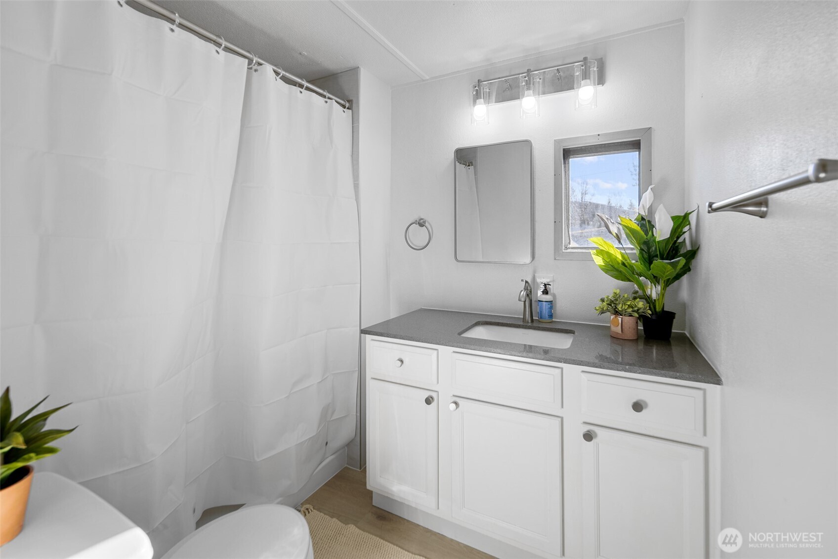 1645 S 272nd Street 33