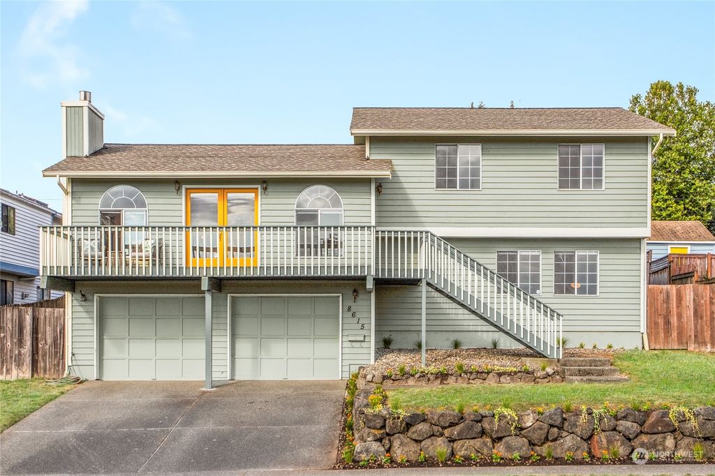 Photo of 8615 29th Avenue SW, Seattle, WA 98126 (MLS # 2164646)