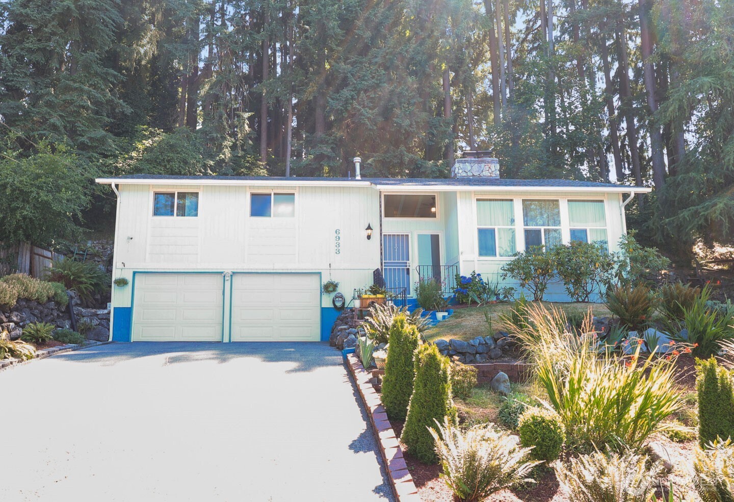 6933 SE 4th Way