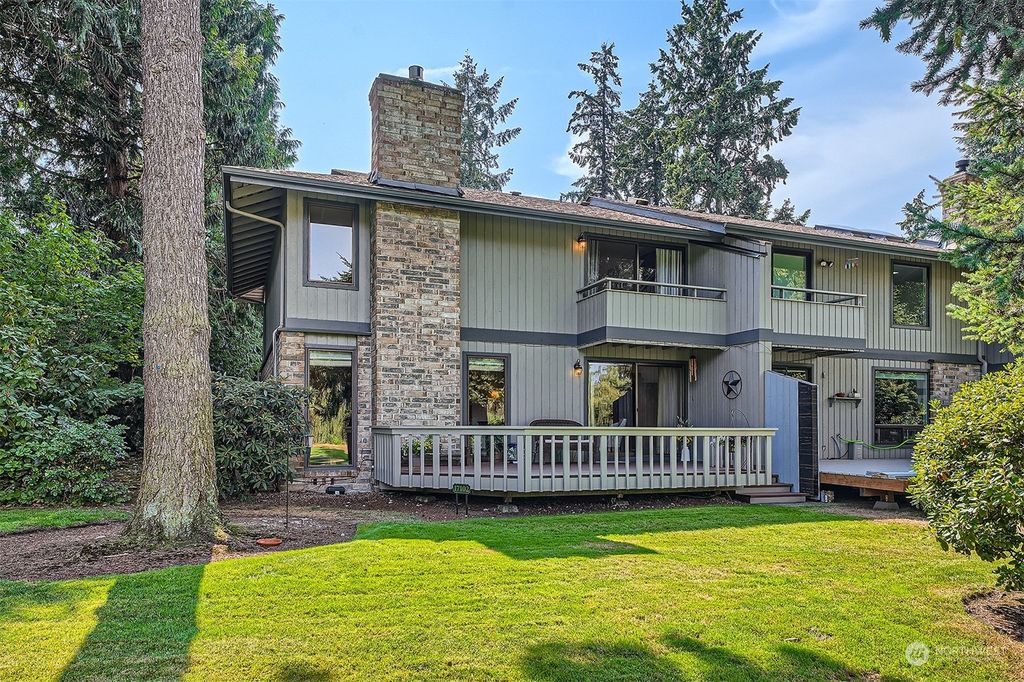Photo of 17102 66th Place NE, Kenmore, WA 98028 (MLS # 2273616)
