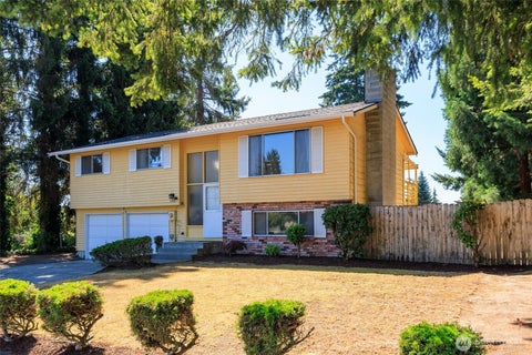 Photo of 8926 Emerson Place, Everett, WA 98208 (MLS # 2561981)