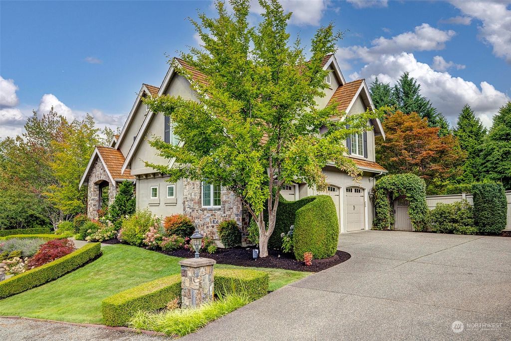 Photo of 21108 NE 129th Court, Woodinville, WA 98077 (MLS # 2158105)