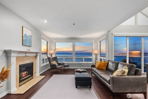 Photo of 1594 Alki Avenue SW #302, Seattle, WA 98116 (MLS # 2434922)