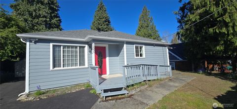 Photo of 12053 70 th Avenue S, Seattle, WA 98178 (MLS # 2523334)