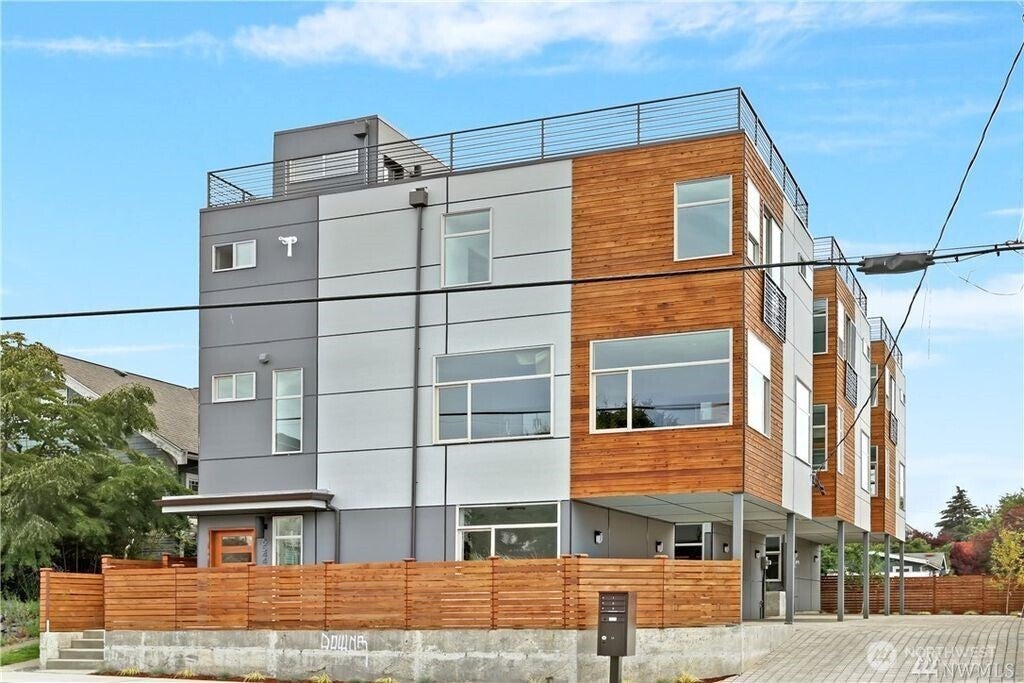 Photo of 6546 24th Avenue NW, Seattle, WA 98117 (MLS # 2590700)