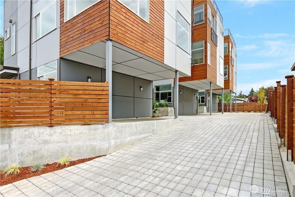 Photo of 6546 24th Avenue NW, Seattle, WA 98117 (MLS # 2590700)