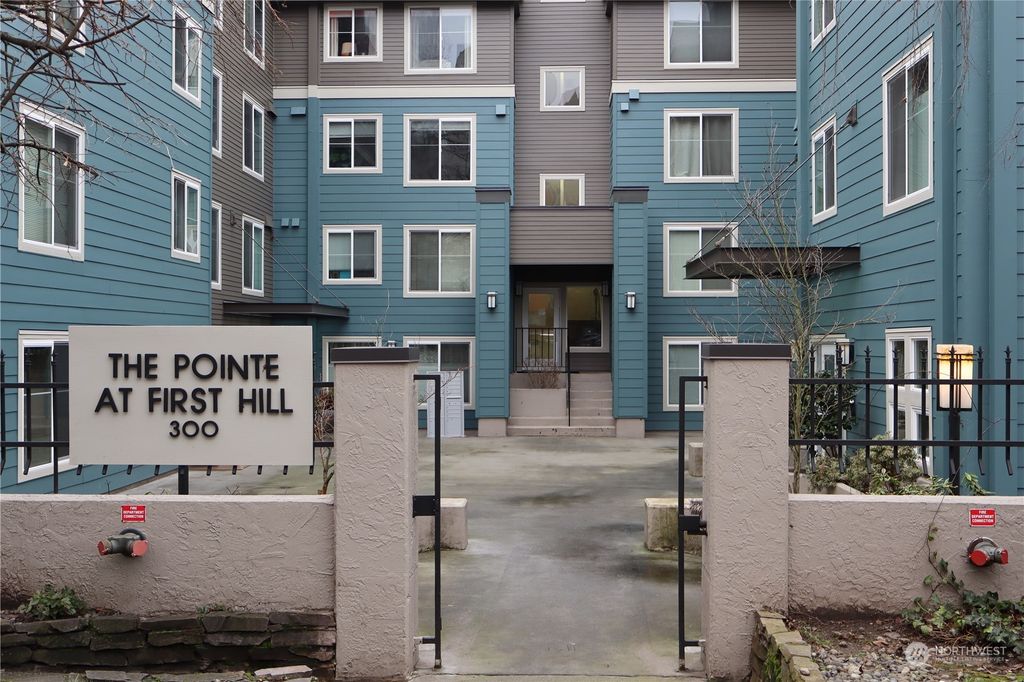 Photo of 300 10th Avenue #B-105, Seattle, WA 98122 (MLS # 2318776)