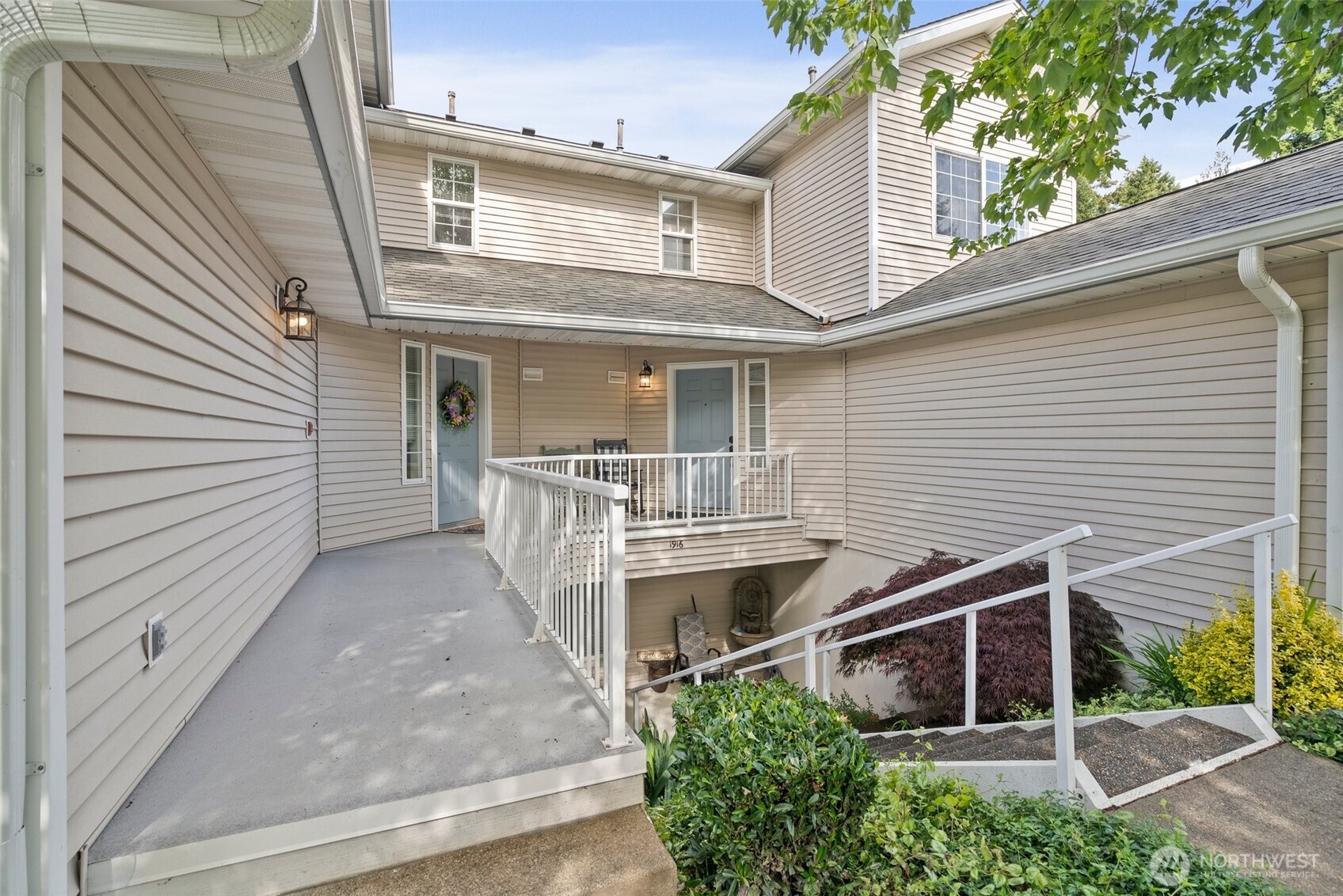 1912 S 368th Place