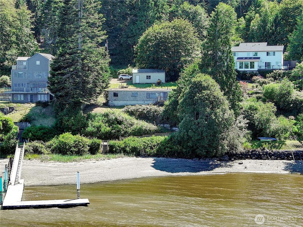 Photo of 813 Fairmount Road, Port Townsend, WA 98368 (MLS # 2548754)