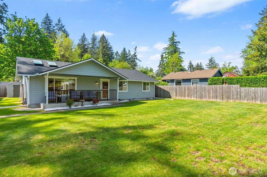 Photo of 2601 Conger Avenue NW, Olympia, WA 98502 (MLS # 2517486)