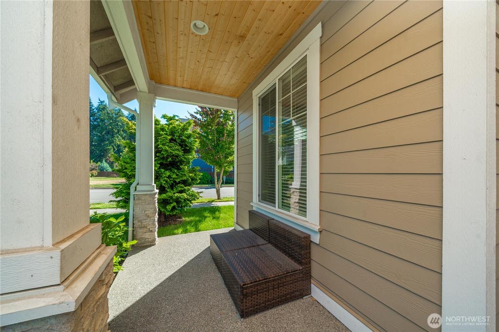 Photo of 9021 127th Street Ct E, Puyallup, WA 98373 (MLS # 2573702)