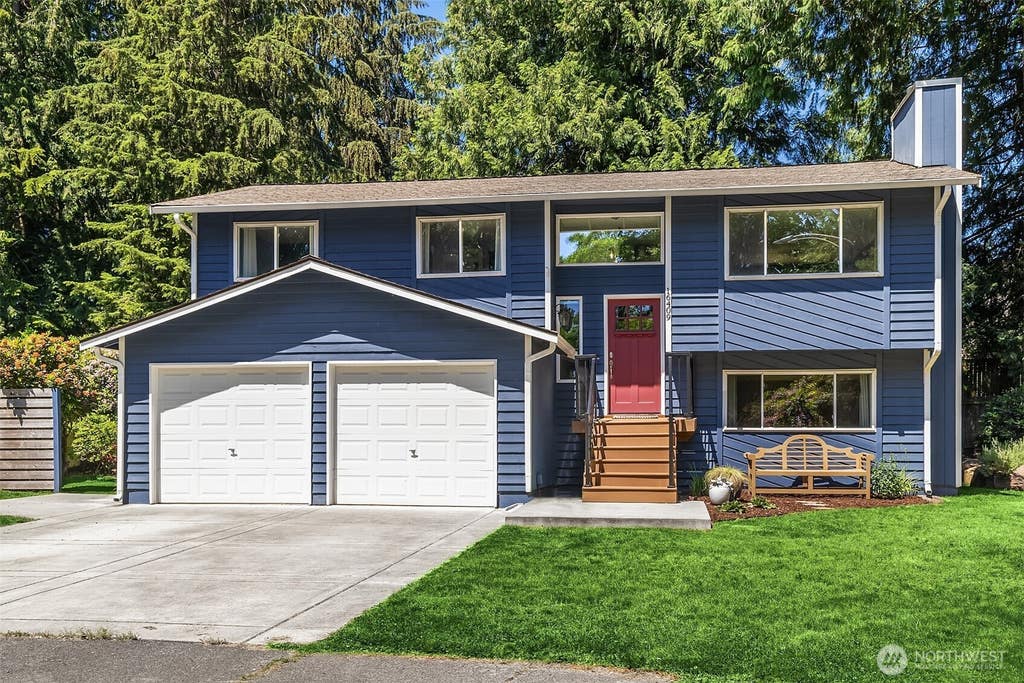 Photo of 16409 29th Drive SE, Bothell, WA 98021 (MLS # 2557869)