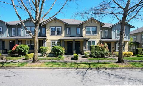 7732 Fairway Avenue SE 203 Snoqualmie WA 98065