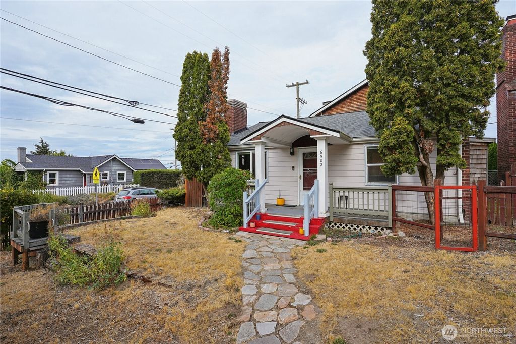Photo of 6902 35th Avenue SW, Seattle, WA 98126 (MLS # 2417917)